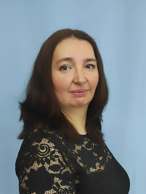 Учитель-дефектолог Уварова Светлана Владимировна
